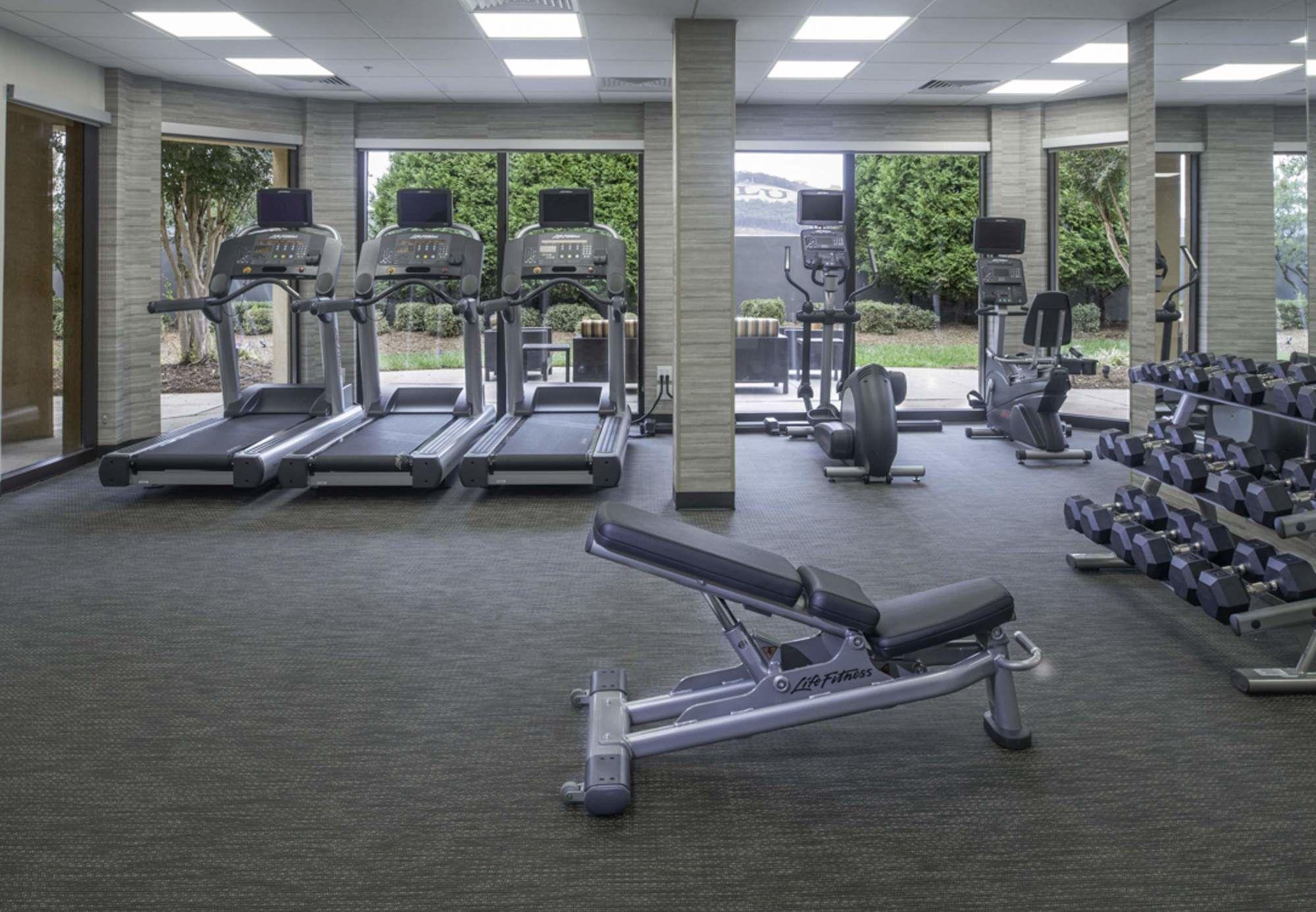 Courtyard By Marriott Lynchburg Hotel Екстериор снимка