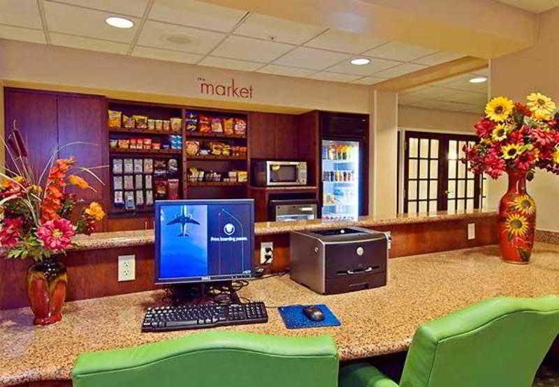 Courtyard By Marriott Lynchburg Hotel Екстериор снимка